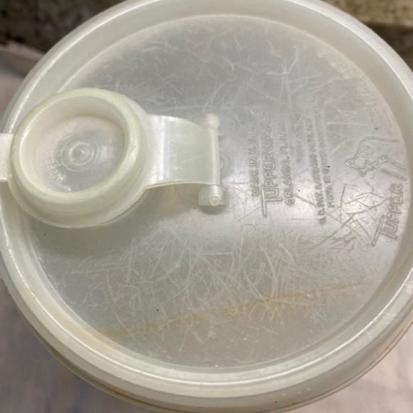 tupperware vintage pitcher - Picture 2 of 3